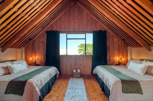 San Ramon Apartment | Guest Rated 10/10 at The Red Door Mountain Cabin