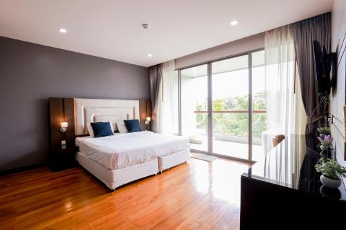 Bang Tao Apartment | Idyllic Regent Bangtao Apartments with Jungle Views