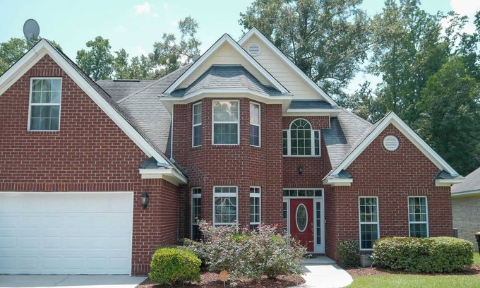 Fleming House | Relaxation Getaway: Family-Friendly Retreat with Spa & Hot Tub