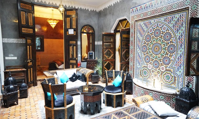 Sale Medina House | Relax at The Repose: Exceptional Amenities & Top Ratings
