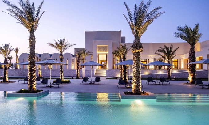 Douz Hotel | Experience The Residence Douz: 10/10 Rating & Spa Amenities