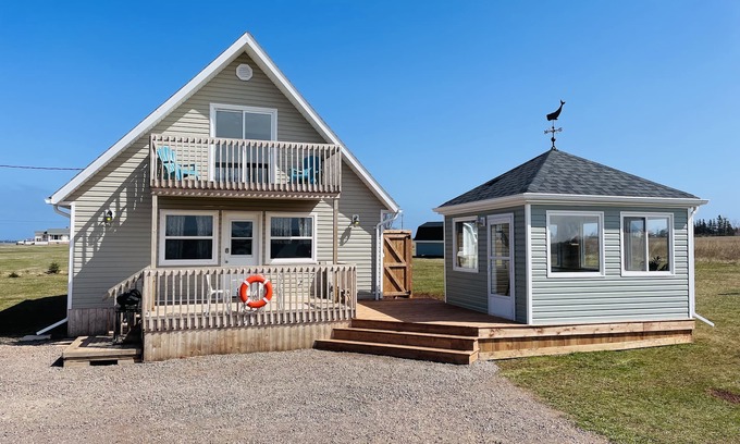 Darnley House | Experience Anne's Land: Oceanfront Bliss & Spa Retreat