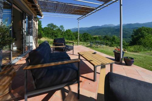 Roquefixade House | Serene Countryside Cottage with Breathtaking Mountain Views