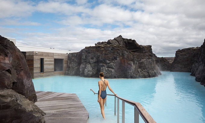 Grindavik Hotel | Indulge in The Retreat at Blue Lagoon Iceland - 5 Star Escape