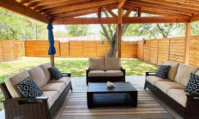 Highland Park Villa | Discover The Retreat at Rigsby: 3BR Family Getaway
