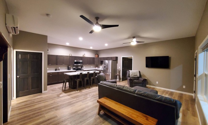 Eastman House | Experience The Retreat on Fisher Lane - Valley View Oasis