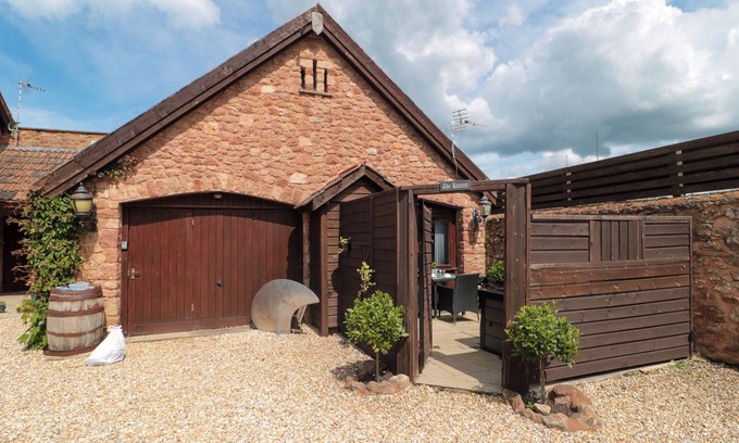 Old Cleeve Cottage | Escape to The Retreat: Romantic Country Cottage Getaway