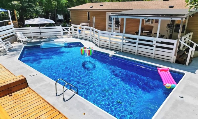 South Belmont House | Relaxing Retreat with Pool, Pet and Child Friendly Amenities
