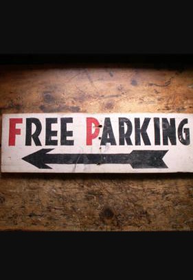Old Town Hastings Apartment | Retro Retreat: Guest Rated 9/10 with Free Parking & Kitchen