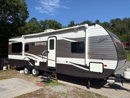 Sevierville House | The Revere at Douglas Lake- Camper on the Lake