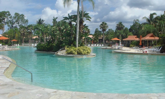 Naples Condo | Guest Rated 10/10: Experience Our Lake View Apartment