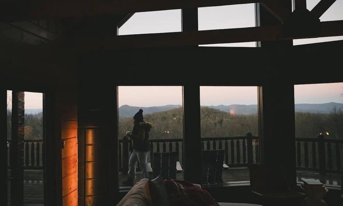 Bostic Cabin | Experience The Ridge: Modern Cabin with Family-Friendly Amenities