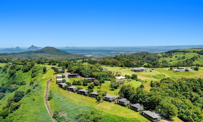 Booroobin House | Eco-Friendly Retreat at The Ridge in Maleny - Guest Rated 10/10