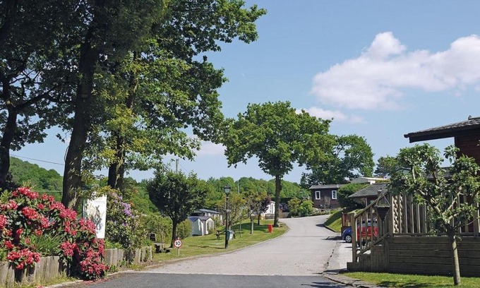Frodsham Resort | Family-Friendly Retreat at The Ridgeway Hotel