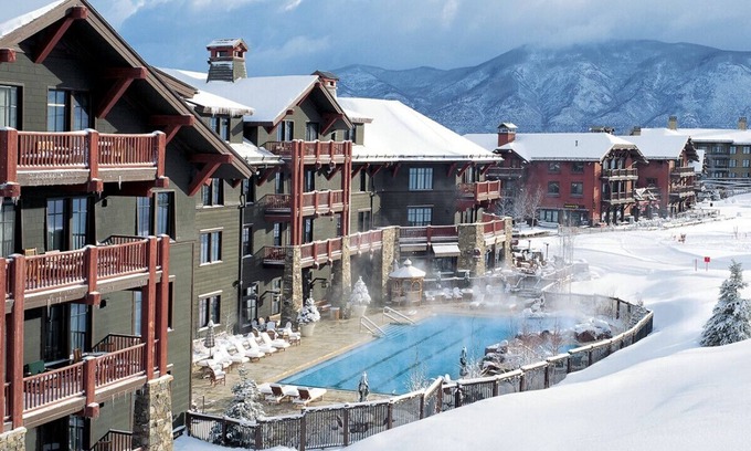 Aspen Villa | Experience The Ritz-Carlton Club, Aspen Highlands Retreat
