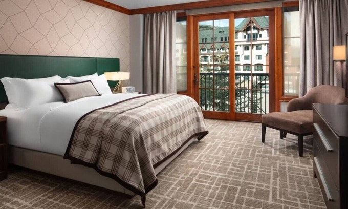 Vail Resort | The Ritz Carlton Club, Vail Colorado (2 Bedroom)