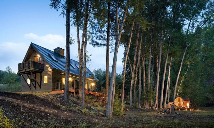 Sawpit House | Relax at The River House: A Sanctuary in San Miguel