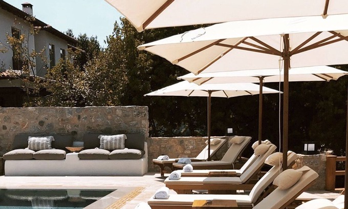 Ula Hotel | Riverside Retreat: Guest Rated 10/10 with Great Amenities
