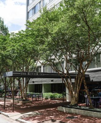 Foggy Bottom Hotel | Experience Comfort at The River Inn: Pet-Friendly & Accessible