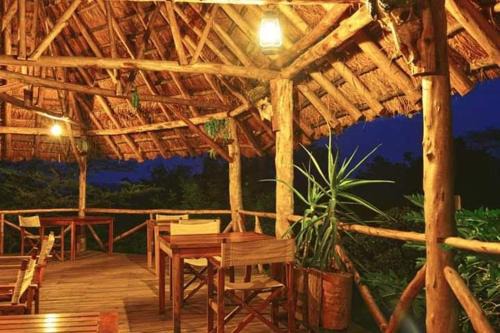 Kichwamba Cabin | The River lodge