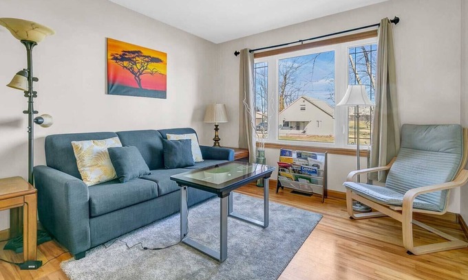 LaSalle House | The River Place by Zen Living