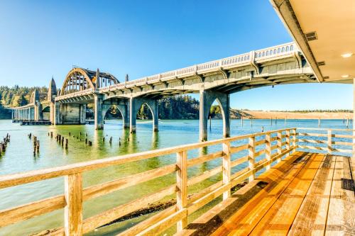 Florence Apartment | Exceptional Family Retreat at The RiverFront - Rated 9.3/10