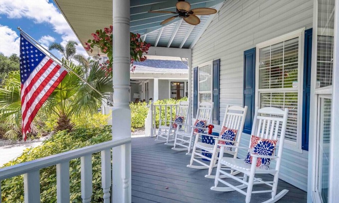 Bradenton House | Riverhouse Retreat: Guest Rated 9.8 with Heated Pool