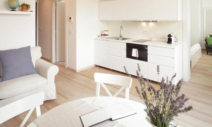 Grantortino di Gazzo Apartment | Riverside Suite: Oceanfront Bliss with Pool Access