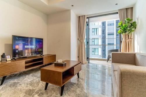 District 1 Apartment | Explore The Rixx Terrific Apartment with Pool & Gym Access