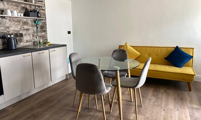 County Cork House | The Roadshed Apartment @ Rohan’s Farm