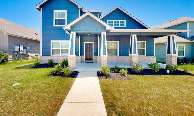 Hutto House | The Roaming Rest Stop | Family-friendly house in Hutto with a yard