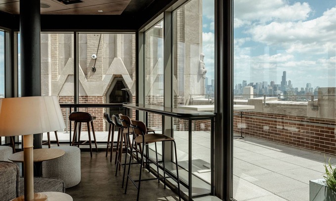 Wicker Park Hotel | Discover The Robey, Chicago: Stylish Stay with Unique Amenities