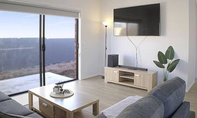 Armstrong Creek House | The Robinson - Host on the Coast