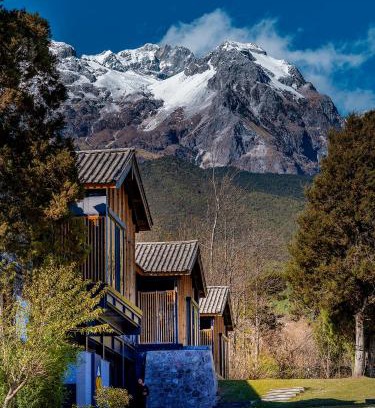 Yulong Hotel | Discover The Rock Hotel: 5-Star Stay with Spa & Hot Tub