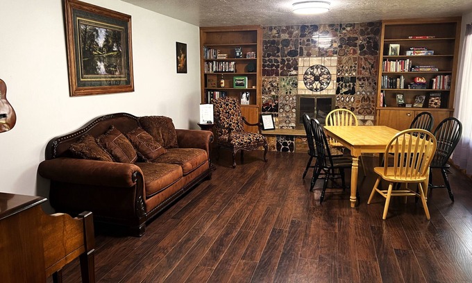 Logan House | Top-Rated Rock House: Family-Friendly Near Temple & USU