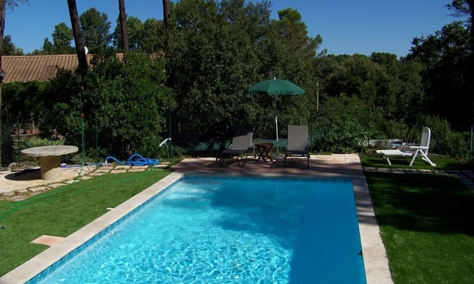 Mondragon House | Relaxing Romarine Cottage with Ocean View and Pool