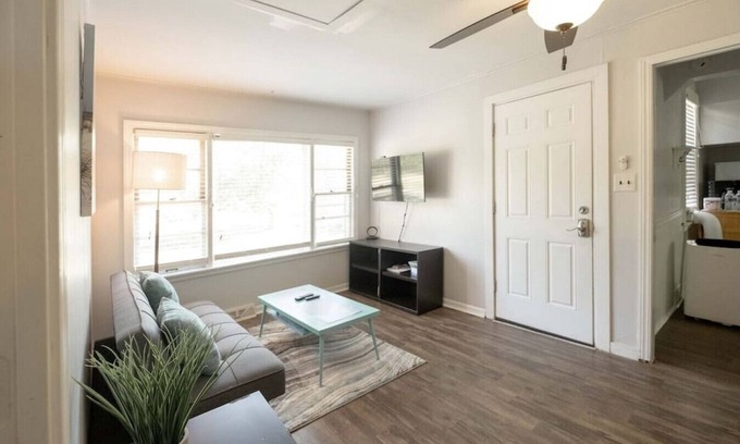 Lake Michigan Beach House | Cozy Roosevelt House: Big Deck & Fast WiFi by the Lake