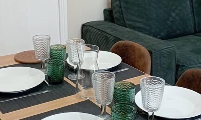 Colleville-sur-Mer Apartment | The Rosies' cocoon: Virginia Hall