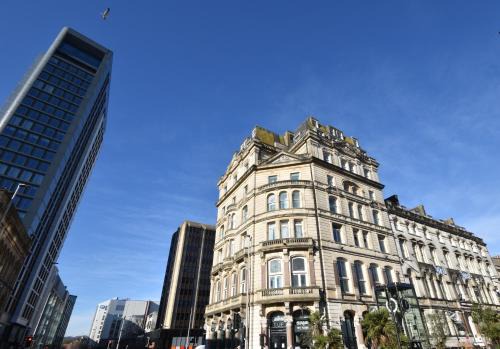 Castle Quarter Hotel | Discover The Royal Hotel Cardiff: 4-Star Family Friendly Stay