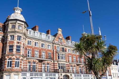 Weymouth Hotel | Oceanfront Bliss at The Royal Hotel Weymouth