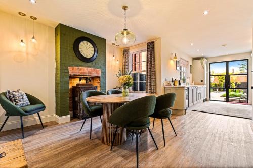 Ascot House | The Royal Paddock