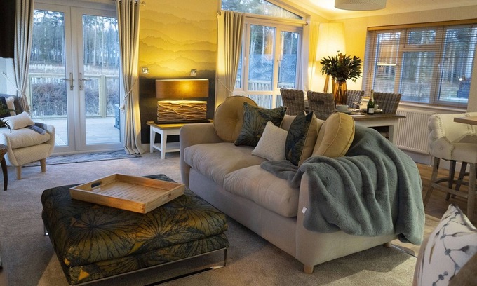 Ryther Apartment | Experience The Rushes at Hollicarrs Holiday Park - 10/10 Stay