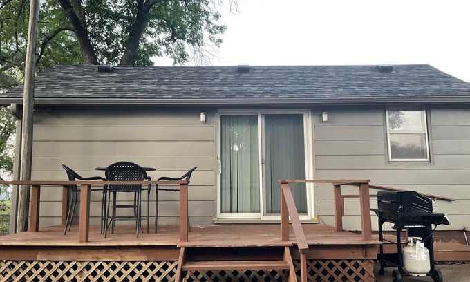 Lake View House | Inviting Rustic Rental: Boating, Swimming & Relaxation Awaits