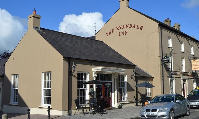 Moy Bed & Breakfast | Discover The Ryandale Inn: 4-Star Family-Friendly Escape