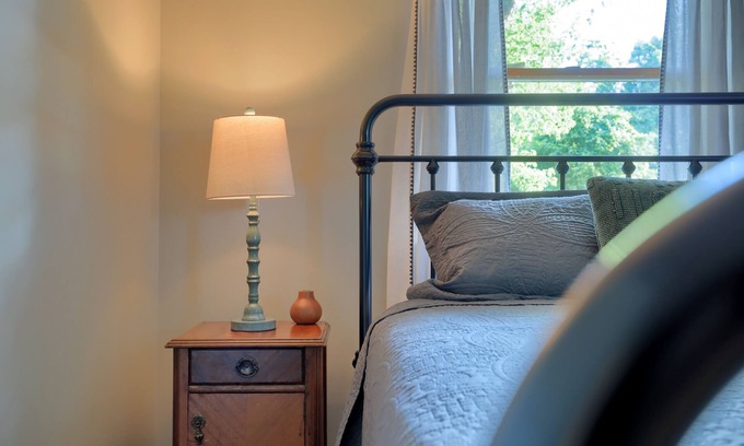 Conestoga House | Experience Comfort at The Safe Harbor House with Country Views
