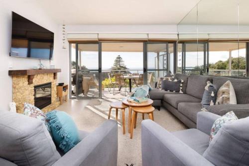 Encounter Bay Apartment | Oceanfront Escape at The Salty Seagull – Rated 9.5/10