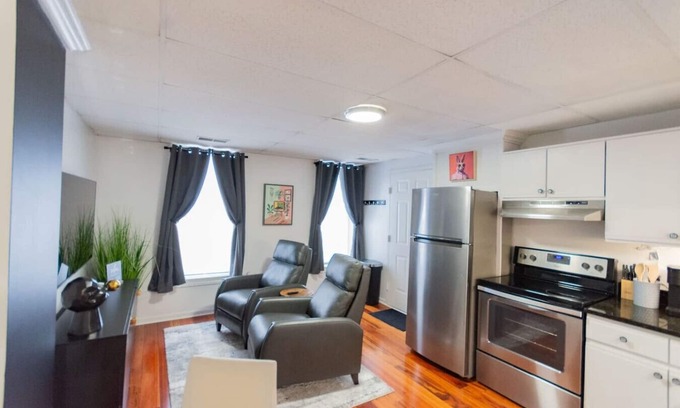 Martinsburg Apartment | The San Antonio Overlook