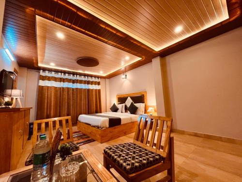 Vashist Hotel | Pet-Friendly Manali Mountain Grand Hotel with Scenic Views