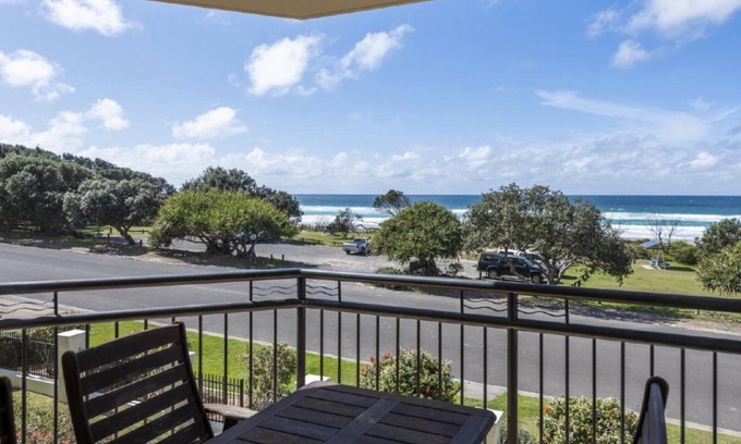 Yamba Apartment | Explore The Sands 19: Family-Friendly Retreat with Pool