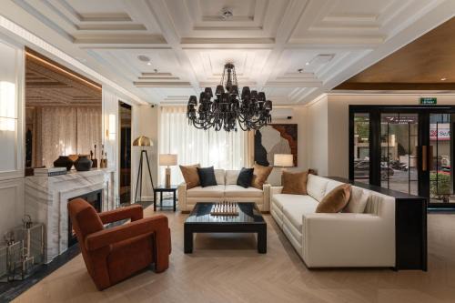 Hanoi Hotel | The Savile, by Harry's